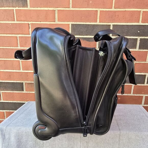 Authentic TUMI Black Leather Compact Wheeled Laptop Briefcase 96102DH $795 - Picture 10 of 13